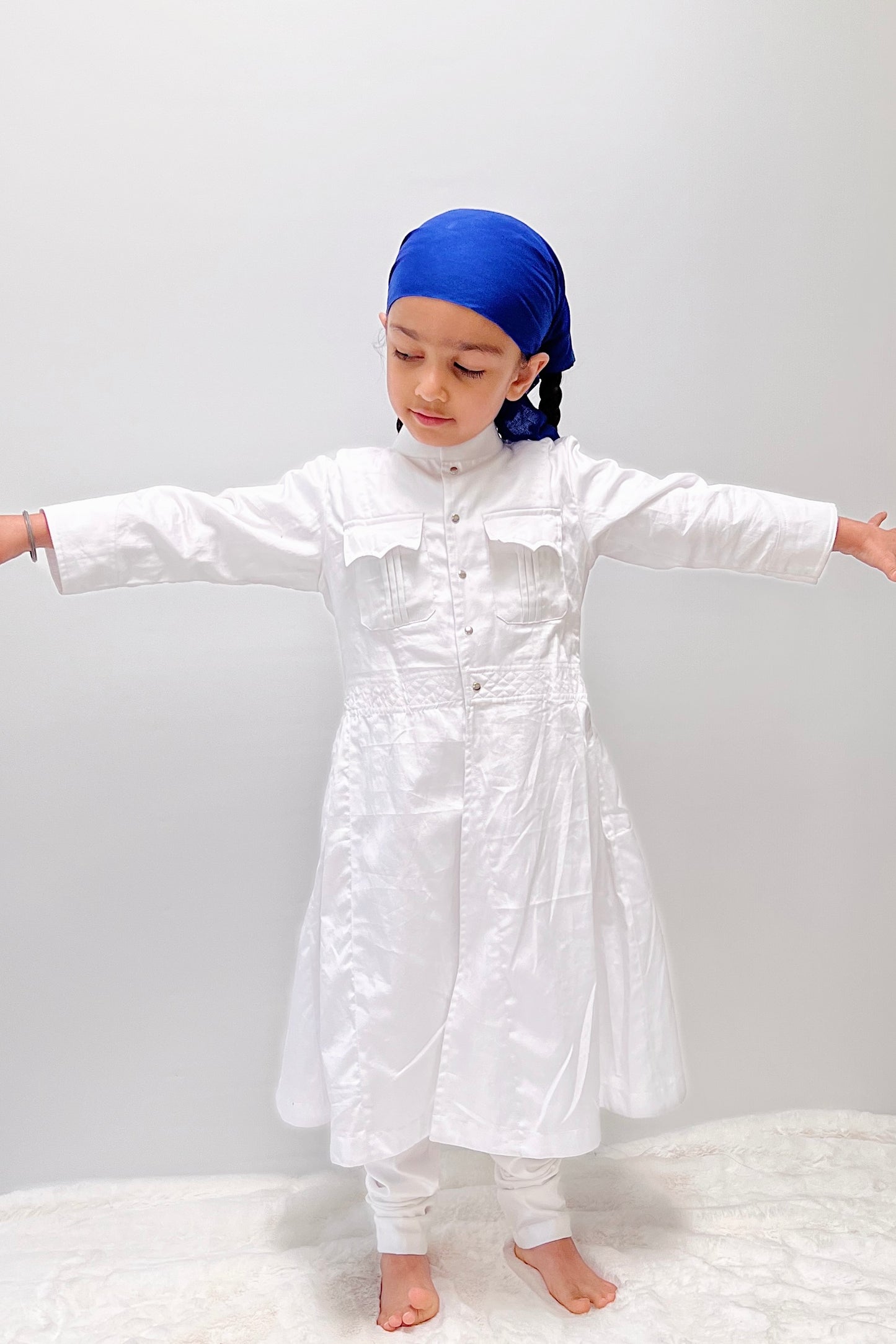Amrit White Chola Set