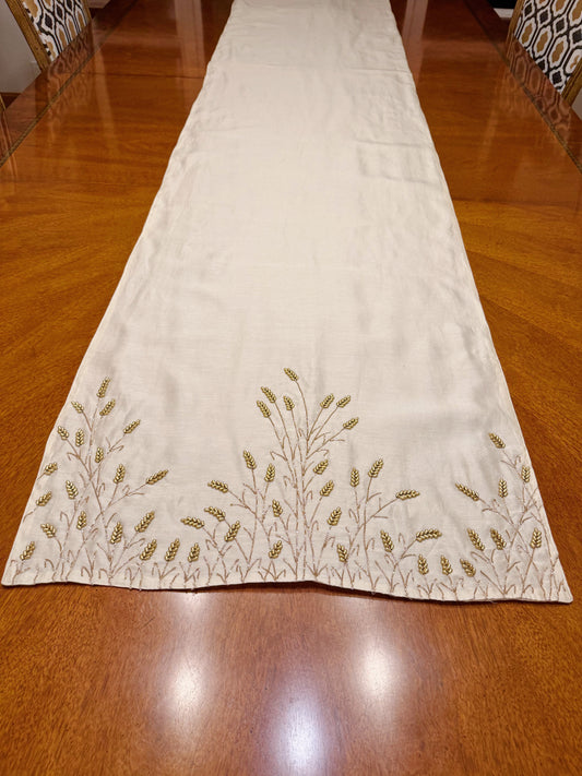 Kannak Table Runner in Ivory