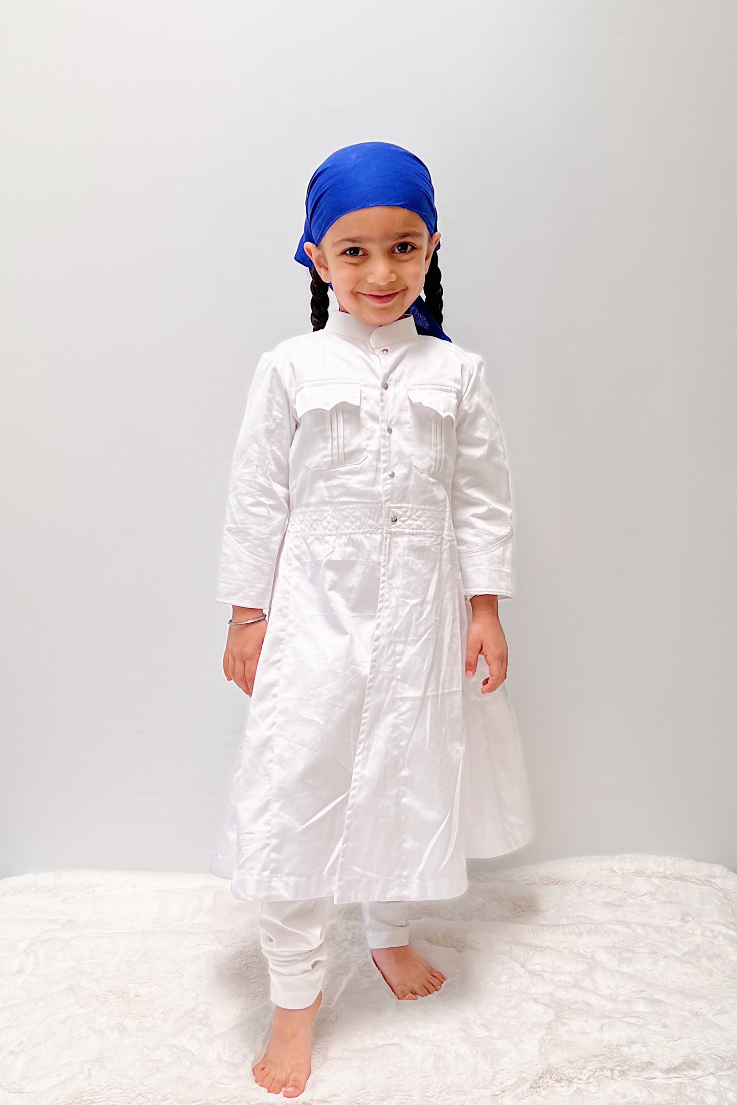 Amrit White Chola Set
